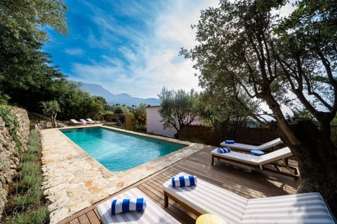 Off site, Natural landscape, Garden, Mountain view, Swimming pool, sunbed