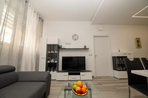 Junior Deluxe 2 Apartment in Merano