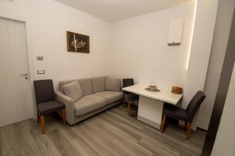 Junior Deluxe 3 Apartment in Merano