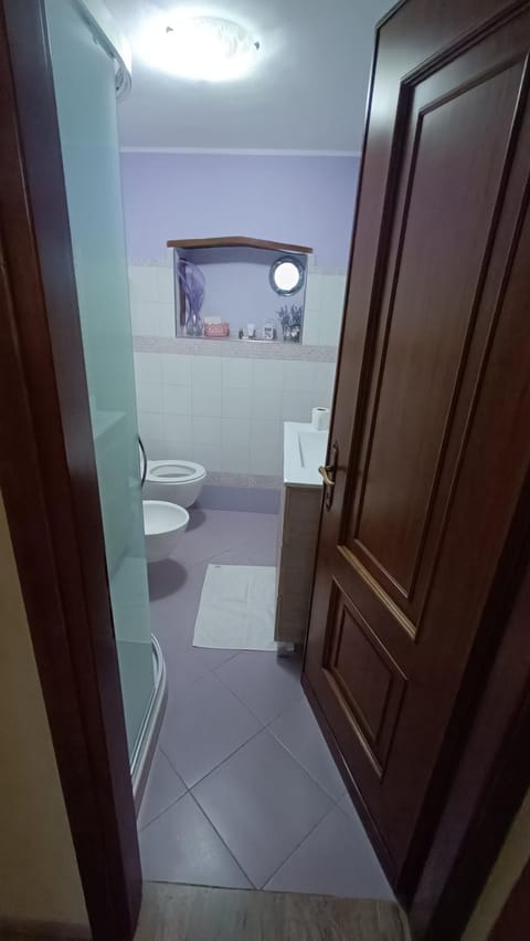 Sopra_lavia Stazione_La Spezia_Cinque Terre House in La Spezia