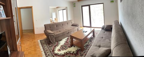 Porodicna kuca za odmor Kovaci Apartment in Federation of Bosnia and Herzegovina
