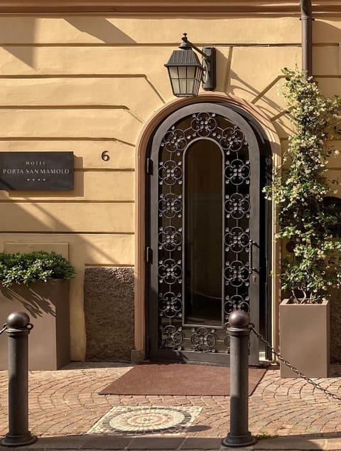 Property logo or sign