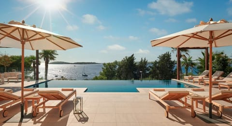 Balcony/Terrace, Sea view, Swimming pool, Swimming pool, sunbed