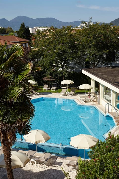 Pool view, Swimming pool