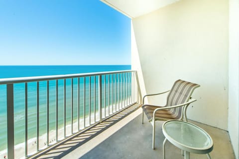 Majestic Beach Towers 1-1706 House in Long Beach