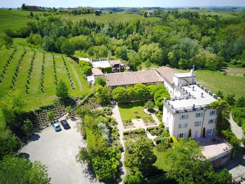 Property building, Bird's eye view, Area and facilities
