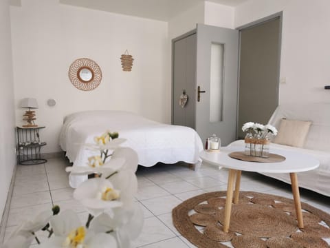 Living room, Photo of the whole room