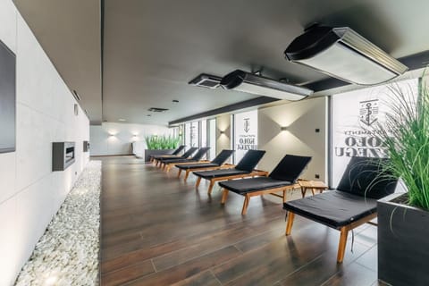 Spa and wellness centre/facilities, Seating area, sunbed