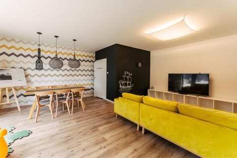 Communal lounge/ TV room, TV and multimedia, Spa and wellness centre/facilities