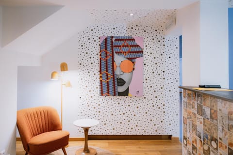 Living room, Decorative detail, Seating area
