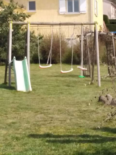 Chaleureux à la campagne Apartment in Auvergne-Rhône-Alpes