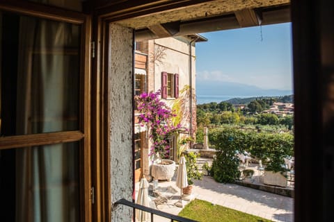 Garden view, Lake view, Mountain view