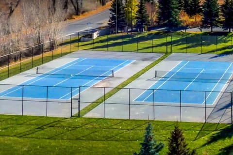 Marina Retreat Apartment in Garden City