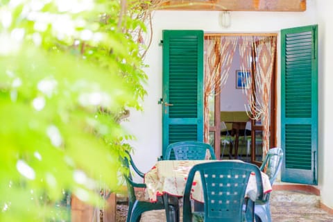 Seating area, Garden view