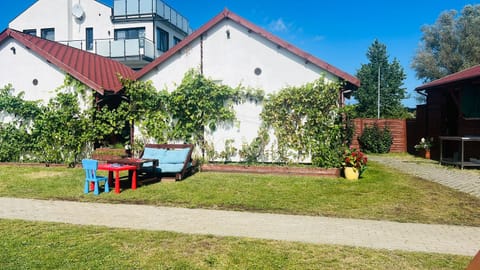 Domki Letniskowe ARTEMI Apartment in Pomeranian Voivodeship