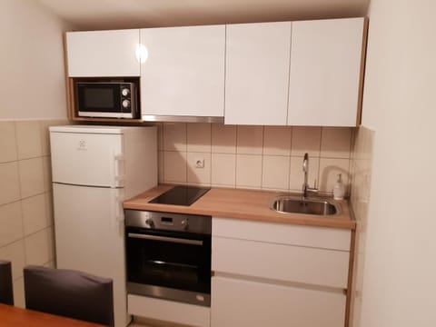 Mali Lovre Apartment in Šibenik-Knin County, Croatia