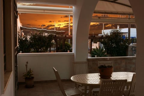 Property building, Restaurant/places to eat, Sunset