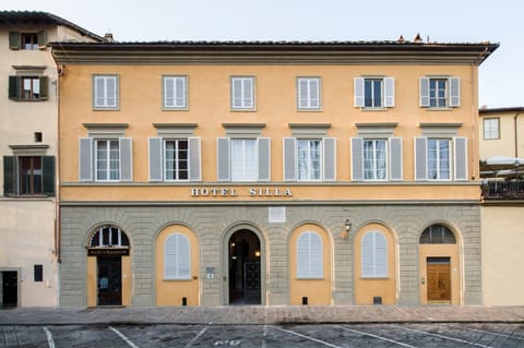 Facade/entrance, Facade/entrance