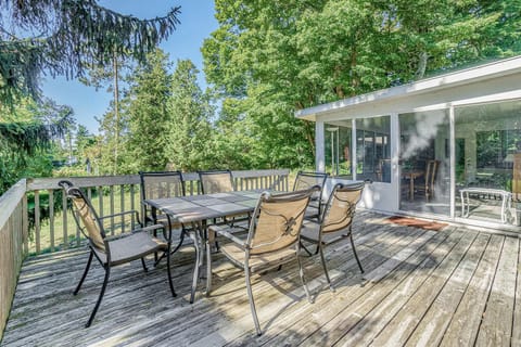 Hal's Hideaway House in Crystal Lake