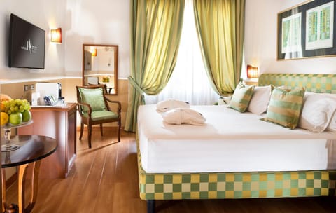 Bed, Winter, Summer, Photo of the whole room, Decorative detail