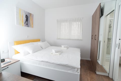 Bed, Photo of the whole room, Bedroom, towels, wardrobe