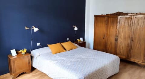 Casco antiguo con patio y a 5 min de la playa Apartment in Viana do Castelo District, Portugal