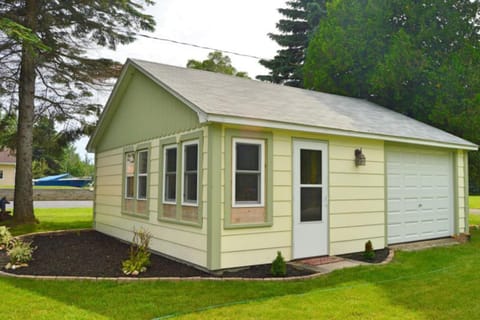 The Summer House House in Michigan