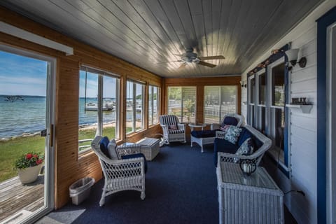 Kaap Kottage House in Lake Township