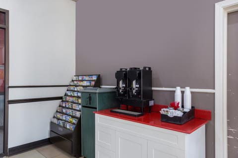 Coffee/tea facilities