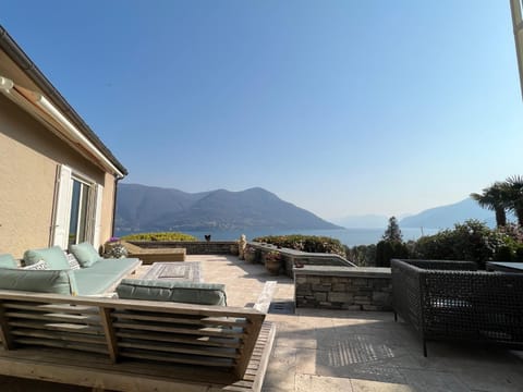 Balcony/Terrace, Balcony/Terrace, Mountain view