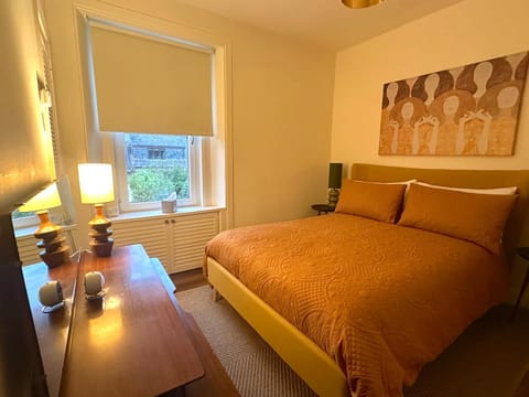 Stylish MCM apartment on the Arbroath coast Apartment in Arbroath