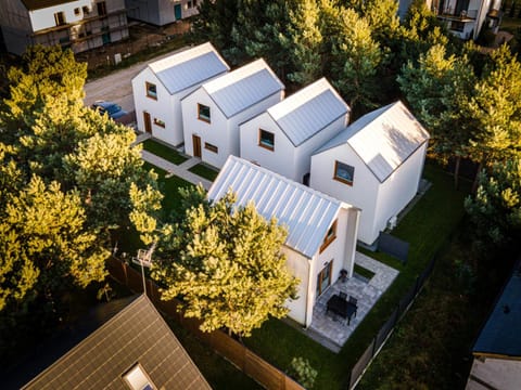 Property building, Day, Neighbourhood, Street view