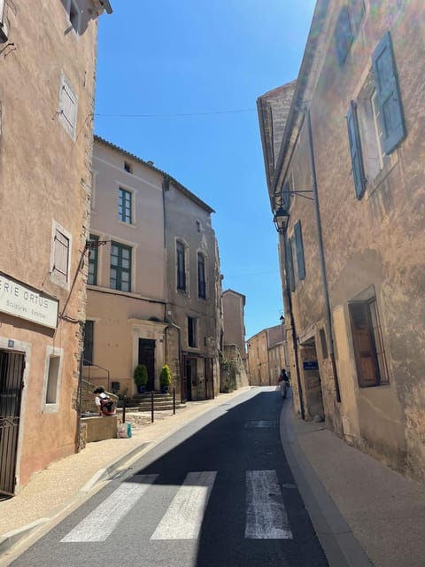 La Maison d’Helene & Antoine à Bonnieux XII siècle House in Bonnieux