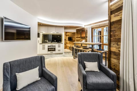 Bed, Living room, kitchen