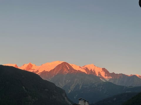Appartement Vieux Servoz Mt Blanc Apartment in Les Houches