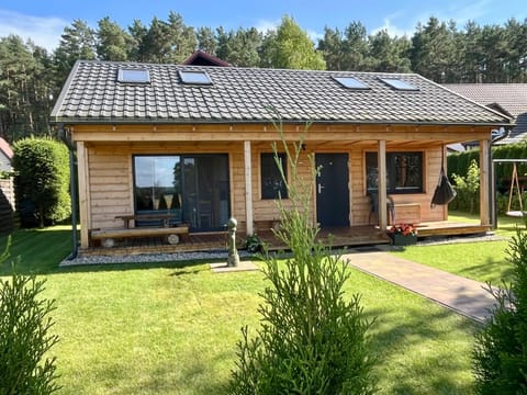 Dom Wanoga Małe Swornegacie Chalet in Pomeranian Voivodeship