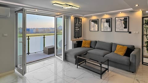 Balcony/Terrace, Living room, Seating area
