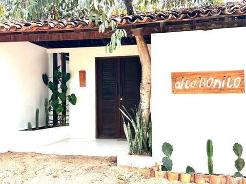 Facade/entrance, Property logo or sign, Street view