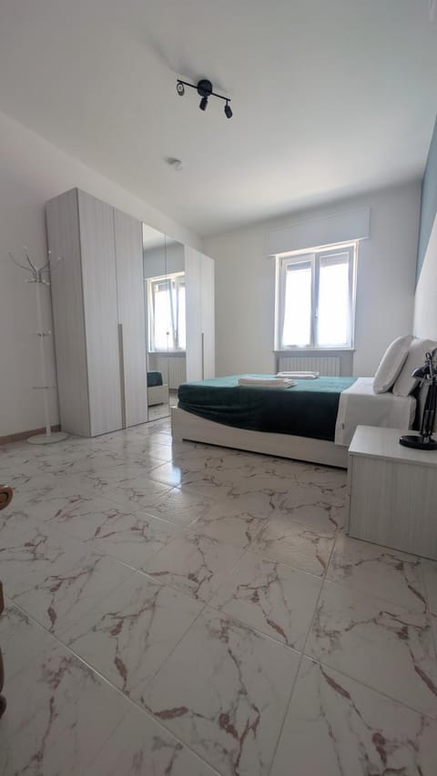 Bedroom, wardrobe, air conditioner