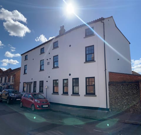 'The View' Penthouse Apartment Number Four Lees Terrace Apartment in Holt