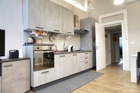 APPARTAMENTO INCANTEVOLE : TORINO Apartment in Turin