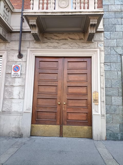 APPARTAMENTO INCANTEVOLE : TORINO Apartment in Turin