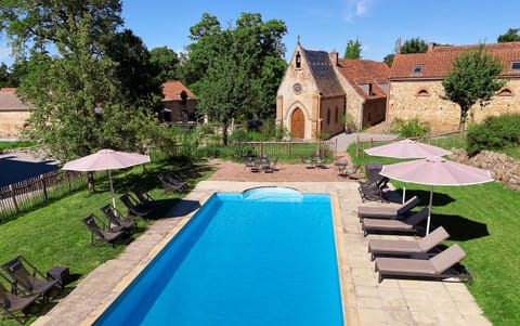 Property building, Garden, Pool view, Swimming pool, Open Air Bath, sunbed