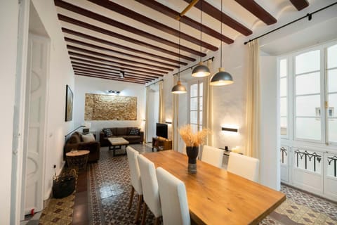 TV and multimedia, Living room, Dining area