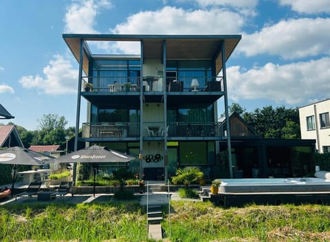 Property building, Swimming pool