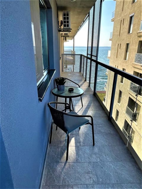 Patio, Balcony/Terrace