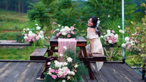 Spring, Day, People, Garden view