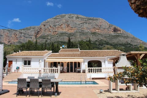 Property building, Mountain view