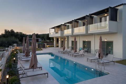 Property building, Pool view, Swimming pool, Sunrise, Sunset