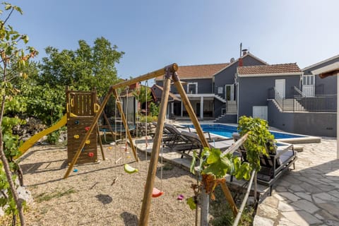 Day, Children play ground, Garden, Garden view, Pool view, Swimming pool, sunbed